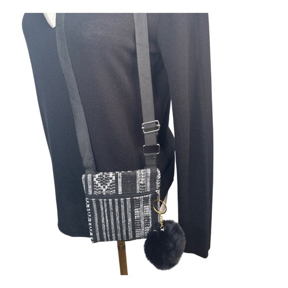 2/$30 Black White Woven Adjustable Crossbody Bag Black Mink Faux Fur Pom Pom NWT - Picture 3 of 6